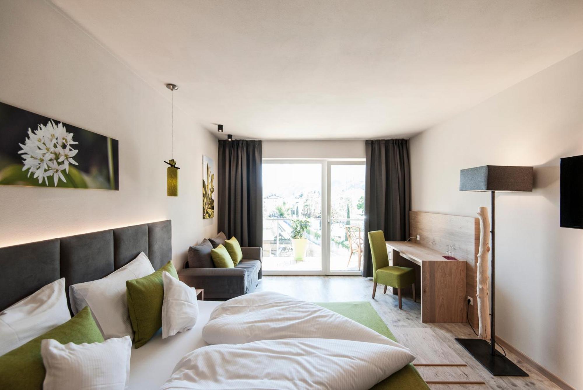 Hotel Pfeiss Lana Luaran gambar